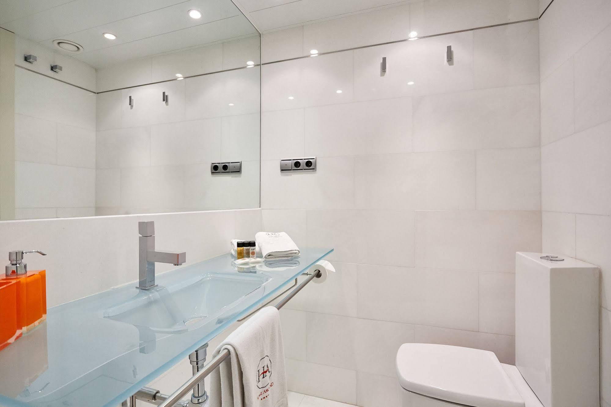 Urban District - Rambla & Pool Apartament