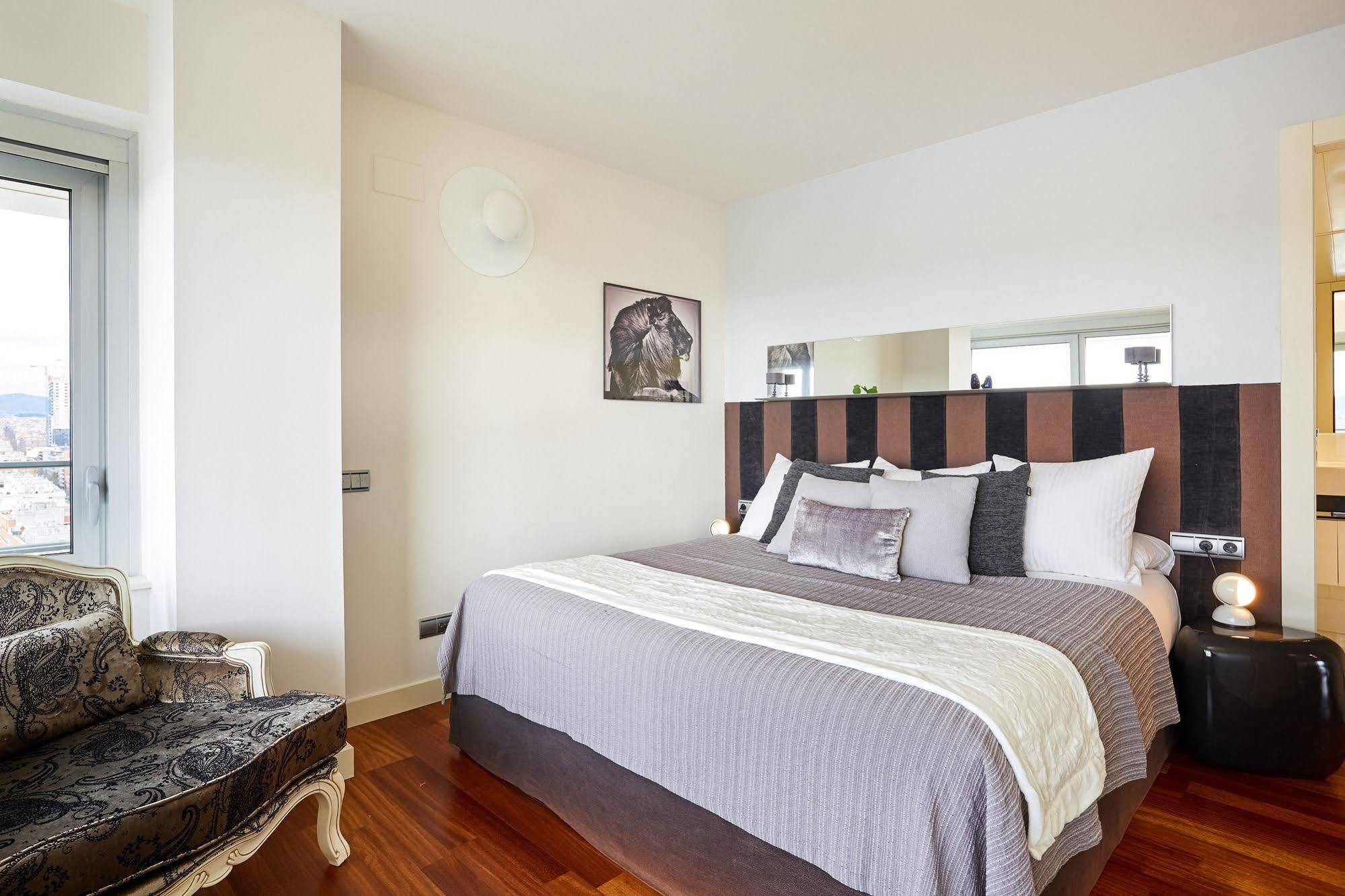 Apartament Urban District - Rambla & Pool *