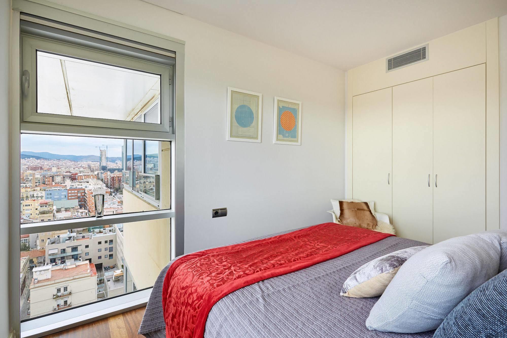 Apartament Urban District - Rambla & Pool